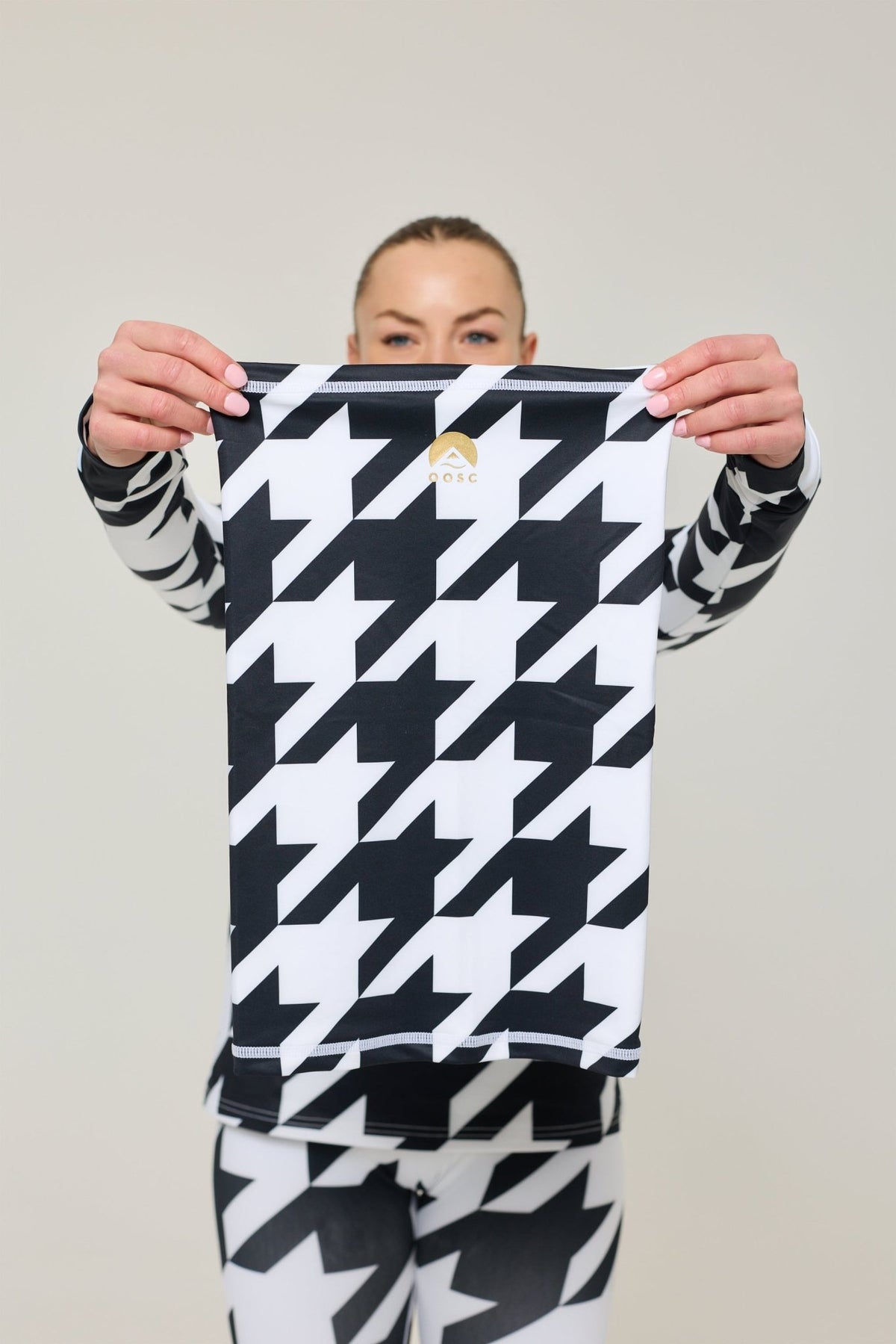 Black & White Houndstooth Neck Warmer - OOSC Clothing - USA