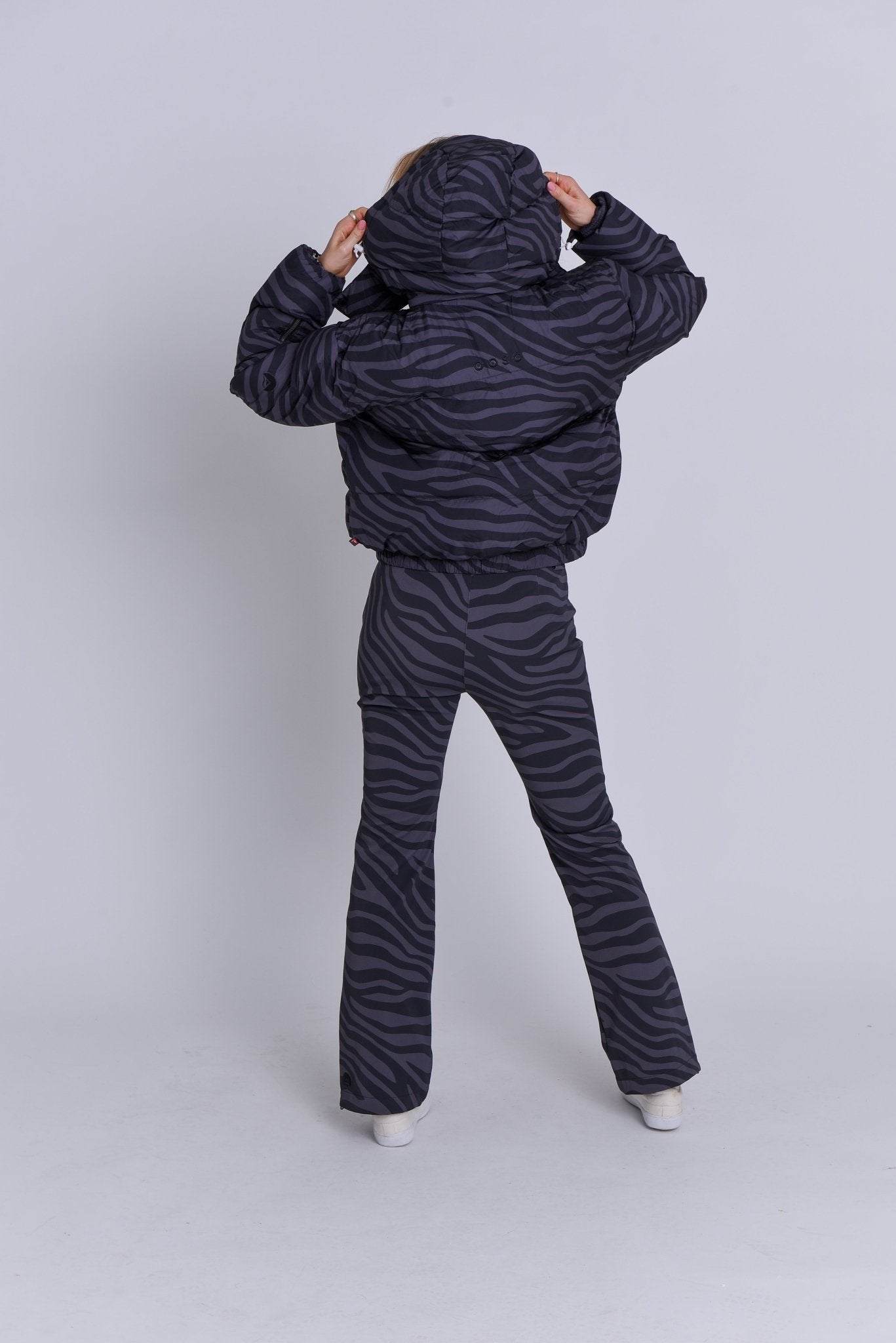 Chic Puffer Jacket - Black Tiger - OOSC Clothing - USA
