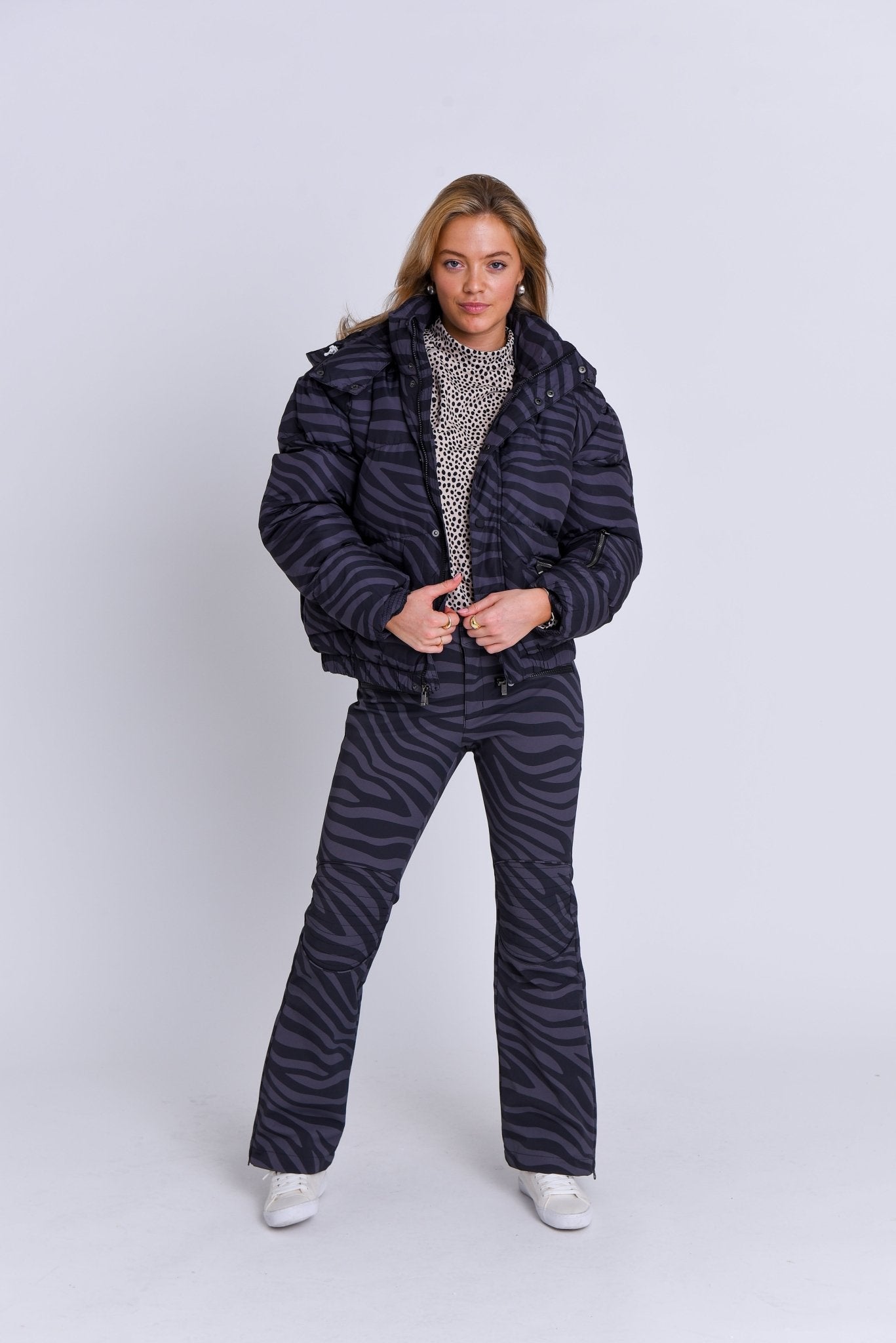 Chic Puffer Jacket - Black Tiger - OOSC Clothing - USA