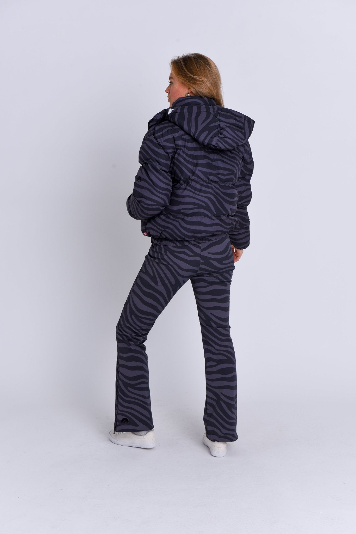 Chic Puffer Jacket - Black Tiger - OOSC Clothing - USA