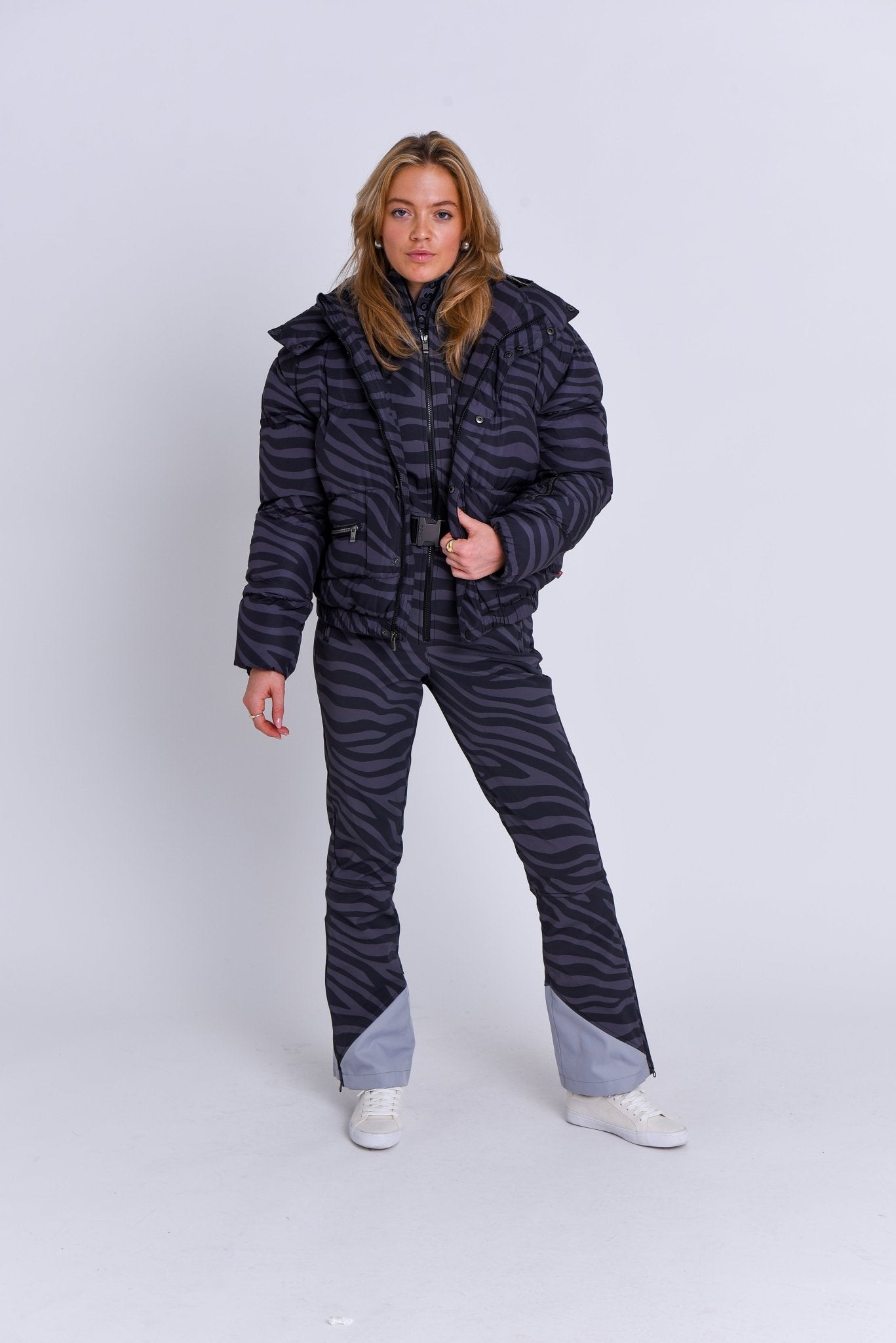 Chic Puffer Jacket - Black Tiger - OOSC Clothing - USA