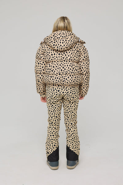 Chic Puffer Jacket - Cheetah - OOSC Clothing - USA
