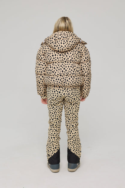 Chic Puffer Jacket - Cheetah - OOSC Clothing - USA