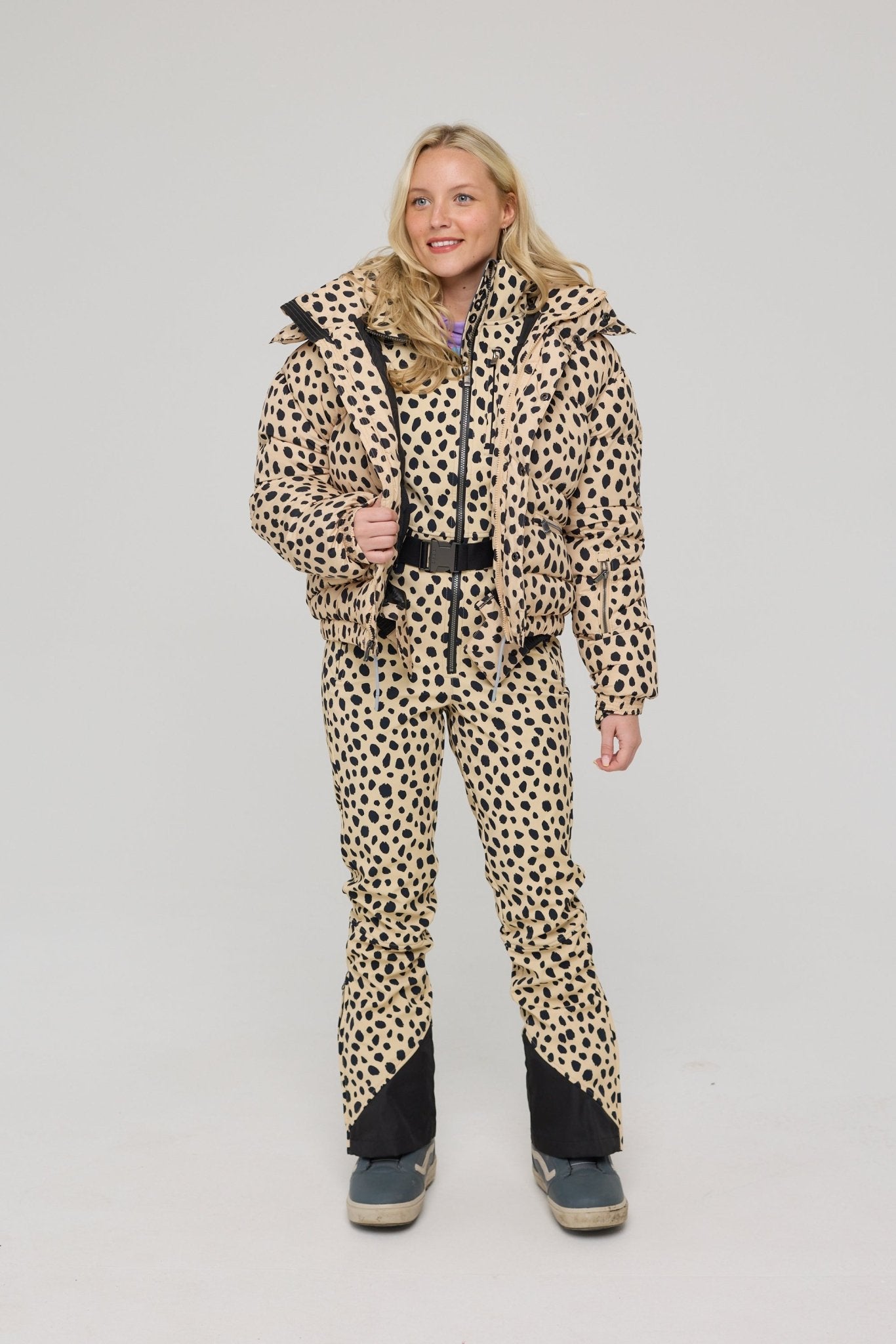 Chic Puffer Jacket - Cheetah - OOSC Clothing - USA