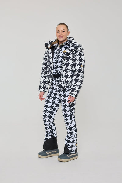 Chic Puffer Jacket - Monochrome Muse - OOSC Clothing - USA