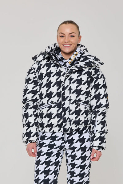 Chic Puffer Jacket - Monochrome Muse - OOSC Clothing - USA
