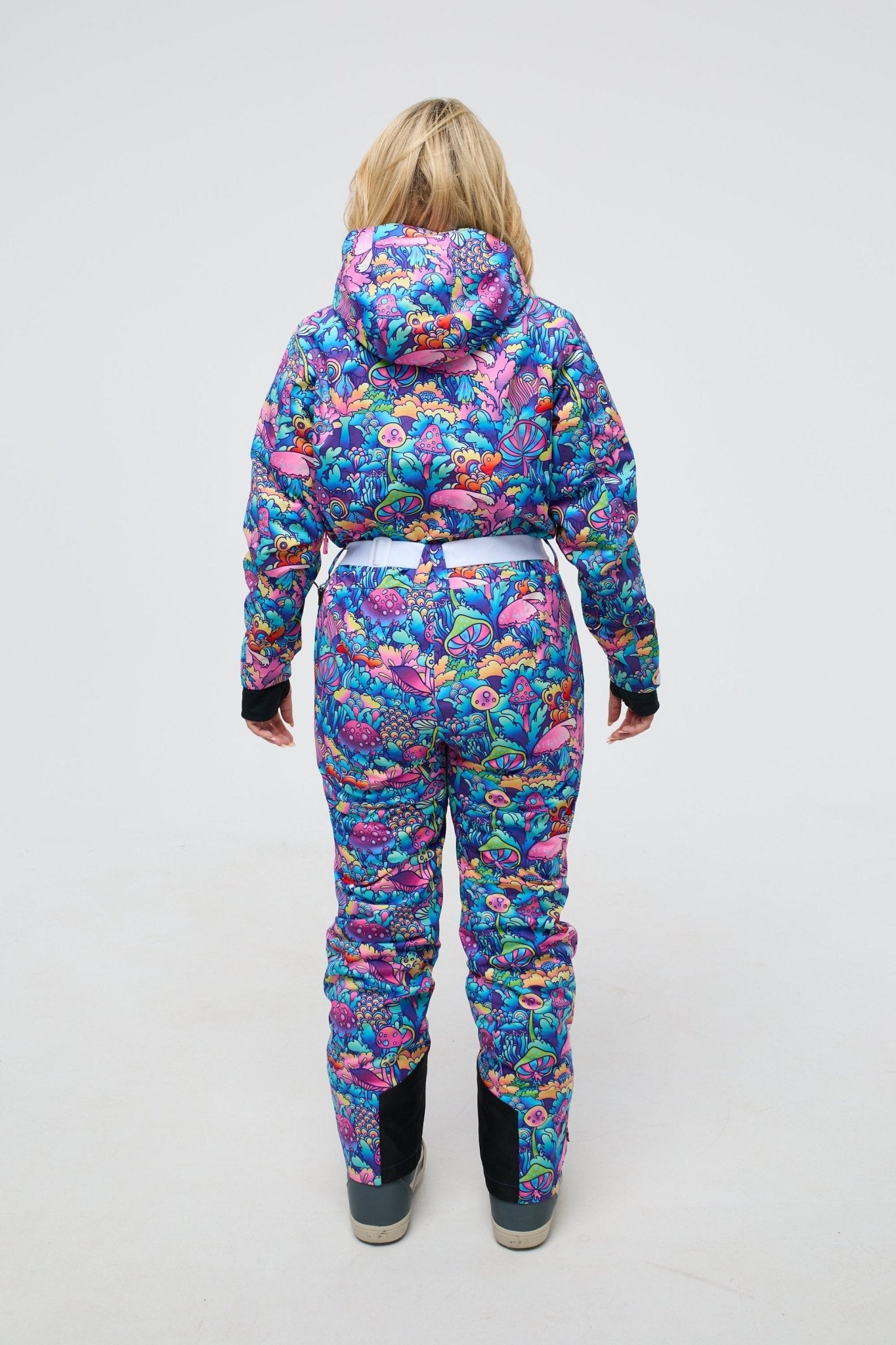 How High - Curved Women's Ski Suit - OOSC Clothing - USA