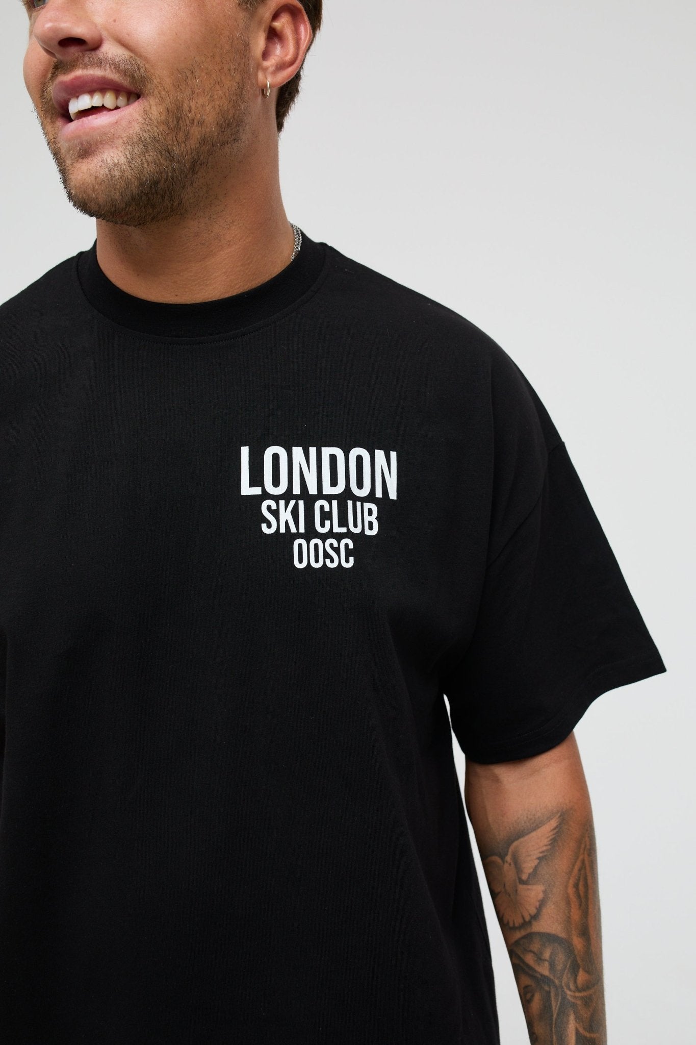 London Ski Club Oversize T-Shirt - Black - OOSC Clothing - USA