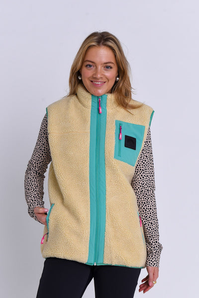 method-sherpa-vest-sand-womens